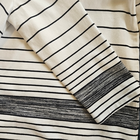 T by Talbots stripe tassel split neck cotton blend tunic top size MP - Picture 4 of 9